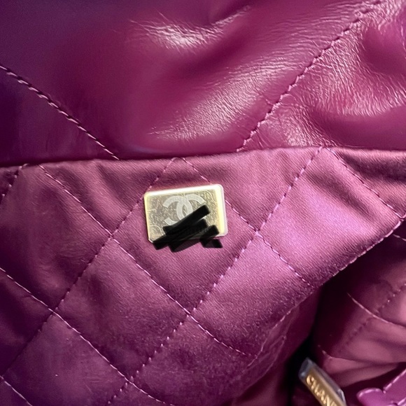 Chanel 22 - Picture 8 of 8